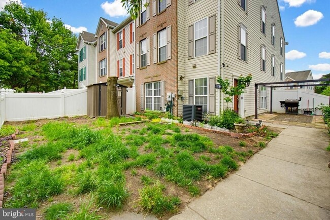 Photo - 1806 Watch House Cir N