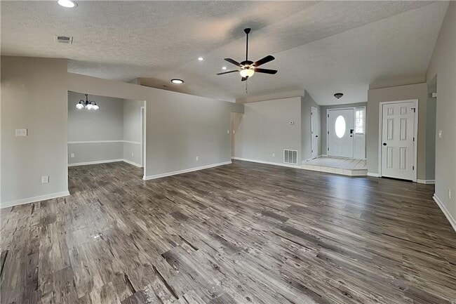 Photo - 4018 River Rock Way