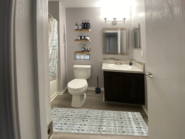 Photo - Park Vista Apartments