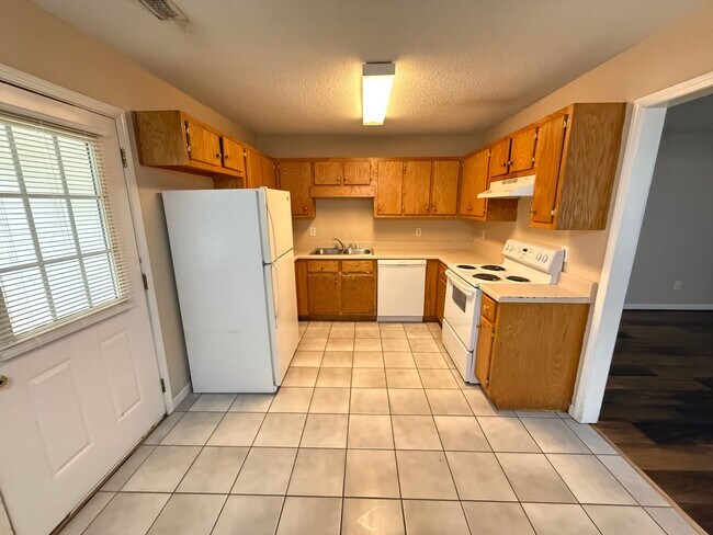 Photo - Yao 84 A&amp;B Dodd Blvd Apartamento Unidad 84A Dodd Blvd