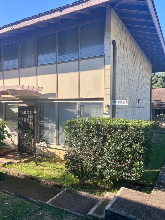 Photo - Available Now | 2 Bedroom, 2 Bathroom Townhouse with 1 Assigned Parking Stall at Tropic Gardens 1