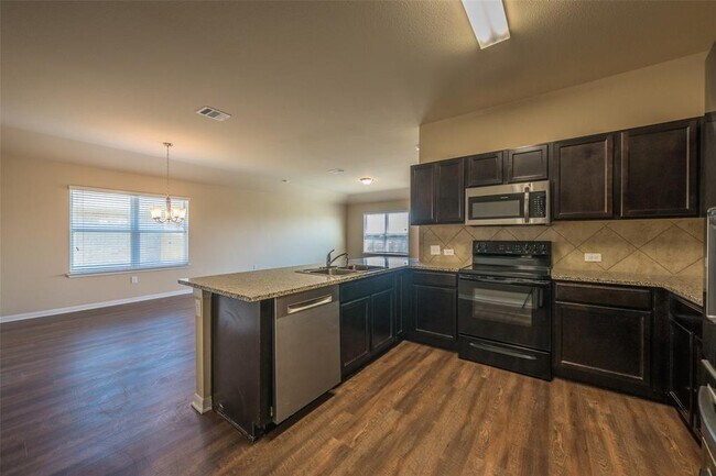 Photo - 13317 Brahmin Dr
