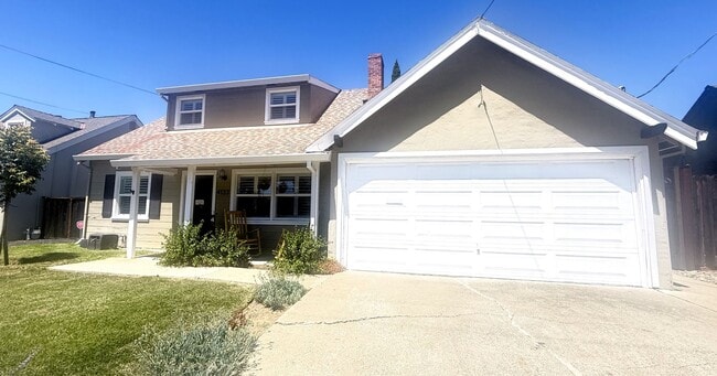 Building Photo - Beautiful 4/2 in Canterbury Area Concord