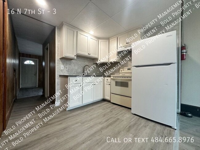 Building Photo - 16 N 7th St Unit 3