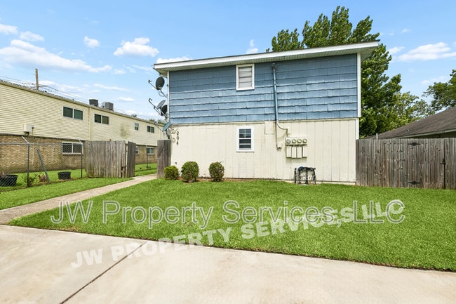 204 Wilker Neal Ave