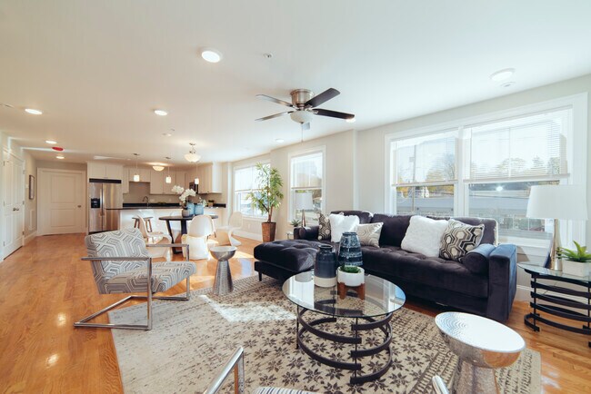 Photo - 45 Spring St Unidad 14