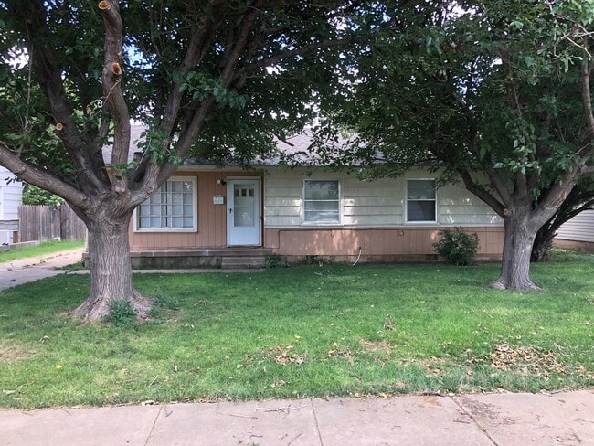 Building Photo - Located in Avondale!!! 3/1 Large Fenced Ba... Rental