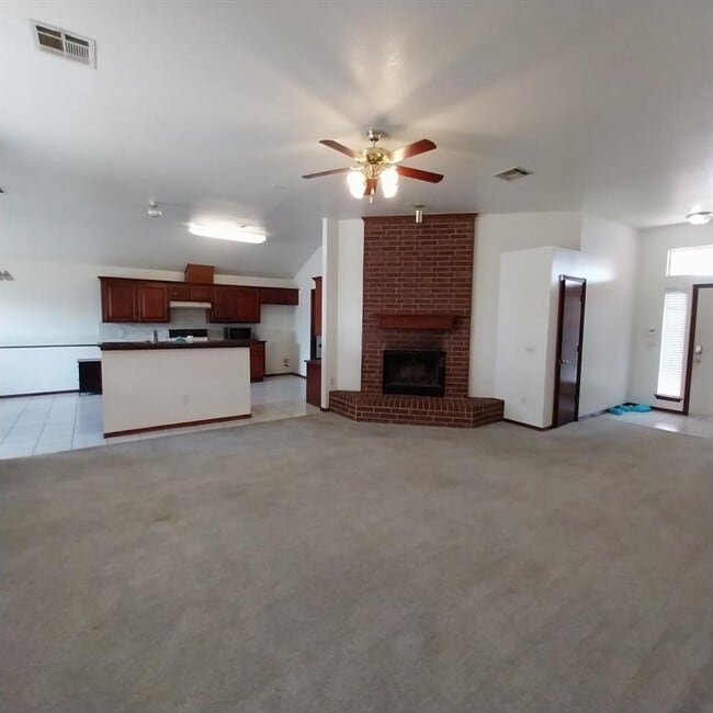 Photo - 16220 Sugar Loaf Dr