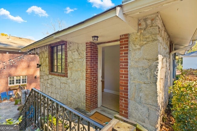 Photo - 1995 Ponce De Leon Ave NE