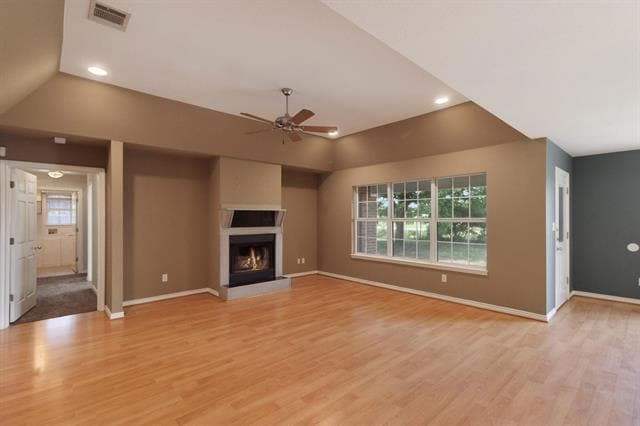 Building Photo - 1822 Sharon Dr