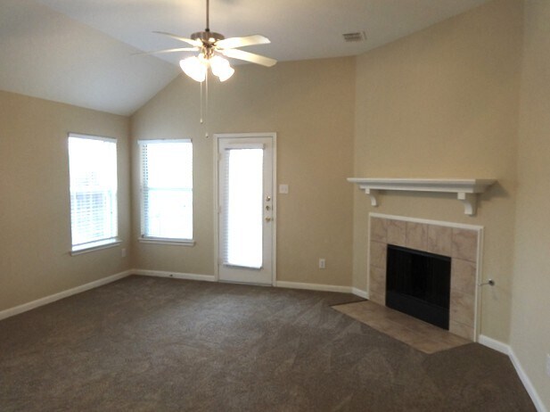 Photo - 12113 Tacoma Ridge Dr