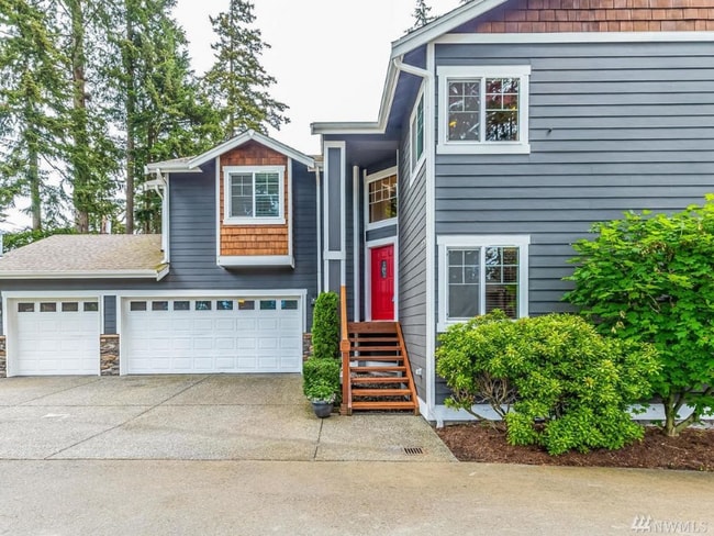 Photo - 3728 Serene Way