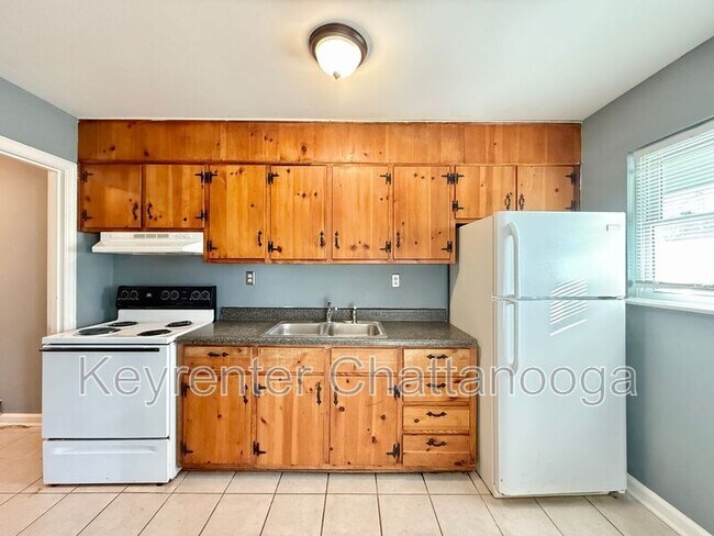 Photo - 221 Robert E Lee St Unit A