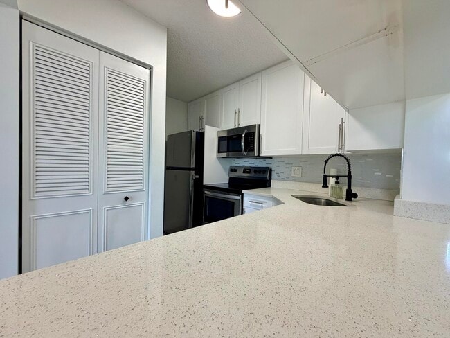 Photo - 616 Sea Pine Way Unit C3