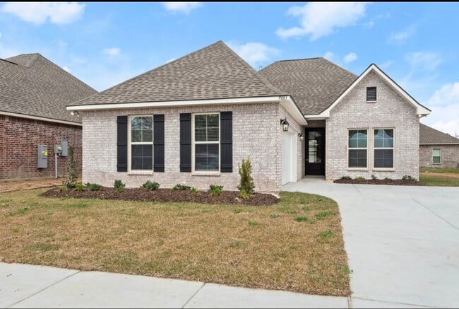 Building Photo - 9883 Richford Dr