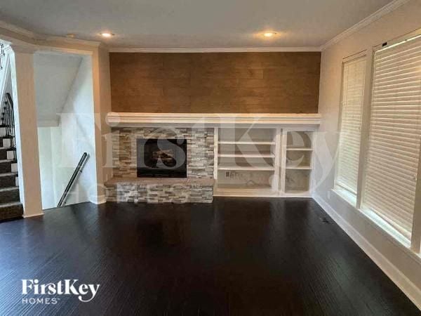 Photo - 5715 N Ames Ave