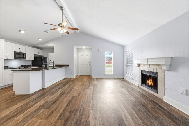 Building Photo - 16625 Ivy Grove Dr