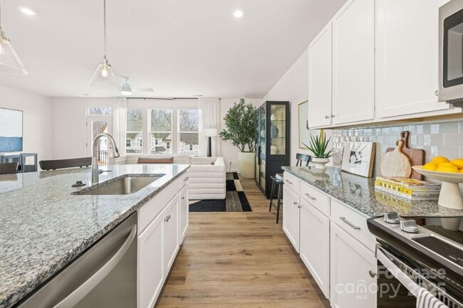 Photo - 3308 Glade Dr