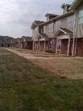 Building Photo - James Village