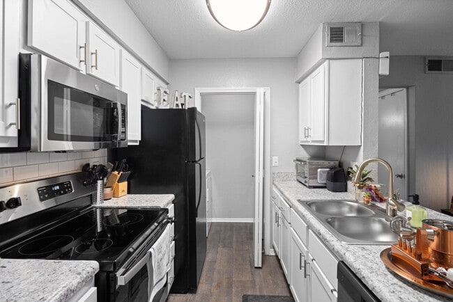 Photo - Duraleigh Woods