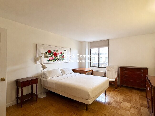 Photo - 50 Longwood Ave Unit 518