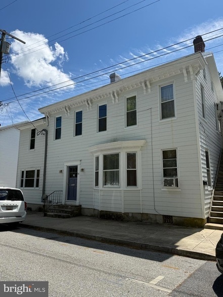 Photo - 19 Park Ave Unit 1