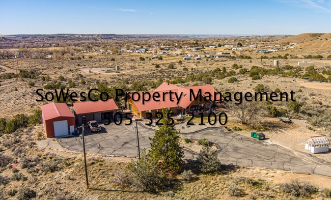 Building Photo - Beautifully Updated Spacious3 Bedroom Home on 12.5 Acres in Aztec