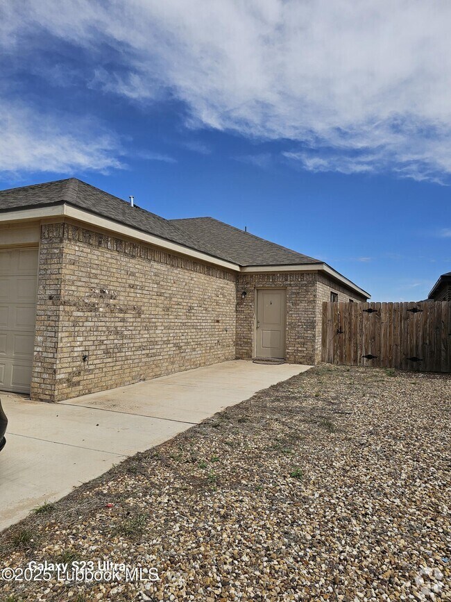 Building Photo - 5524 Itasca St Rental