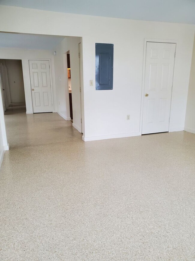 Photo - 64 Spring St Unidad Apt 1