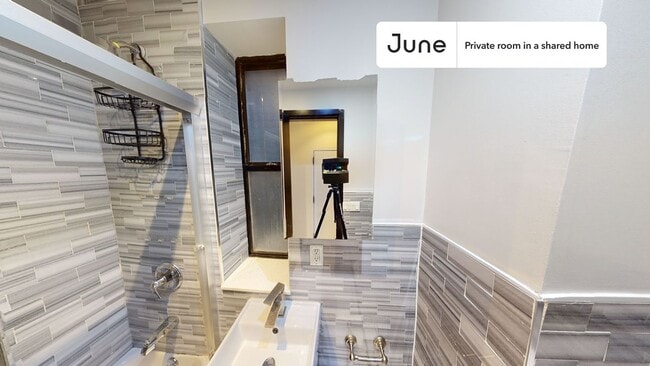 Photo - Room in Shared 3 bed/1 bath home Unidad C