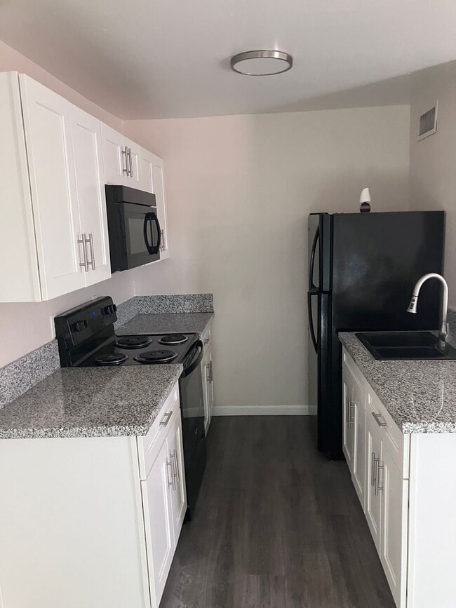 Photo - 3030 N Edith Blvd Unit 3030 Edith