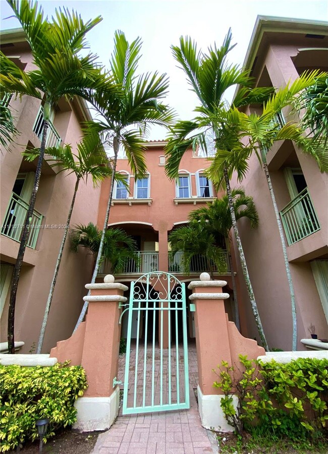 Photo - 6500 NW 114th Ave Condominio Unidad 1037