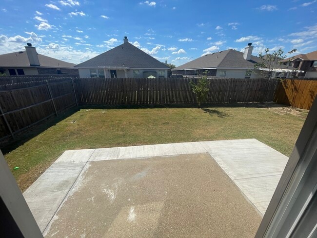 Photo - 220 Chalk Mountain Dr