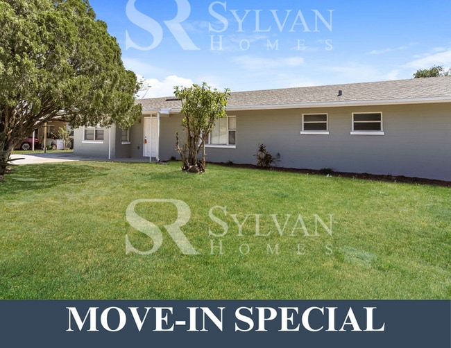 Building Photo - Come view this charming home