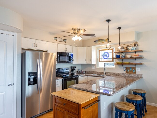 Building Photo - 16518 Jean Lafitte Rd