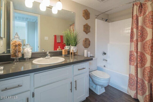 Photo - 242 S Beck Ave Apartamento Unidad 1