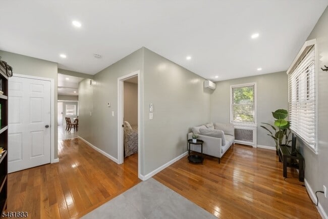 166 Victor St