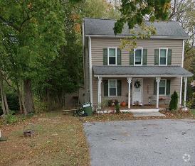 Building Photo - 1911 Creek Rd Rental