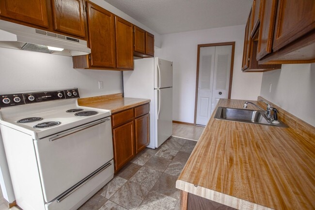 Photo - Hidden Valley Apartments