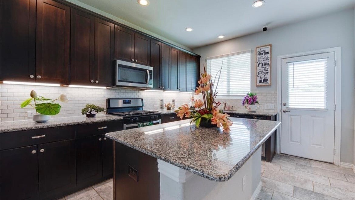 Photo - 1225 Scarlet Mountain Dr