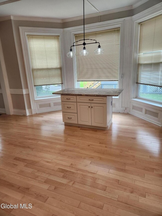 199 Milton Ave Unit 3