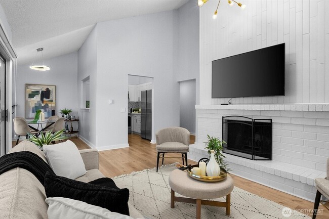 Photo - 12905 126th Ct NE Unit L205