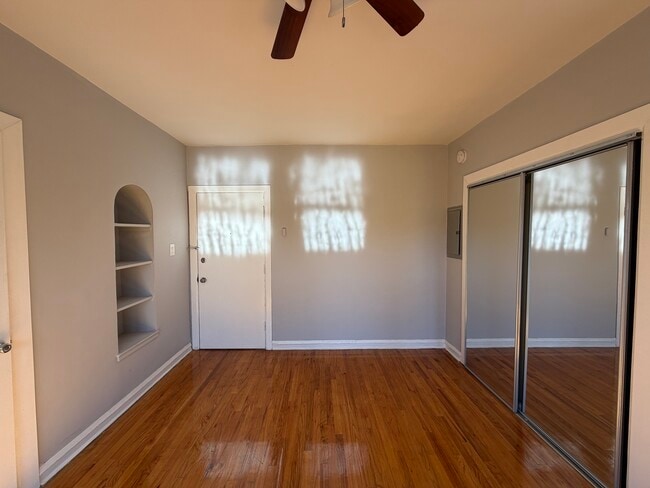 Photo - 6960 N Ashland Blvd Unit 409