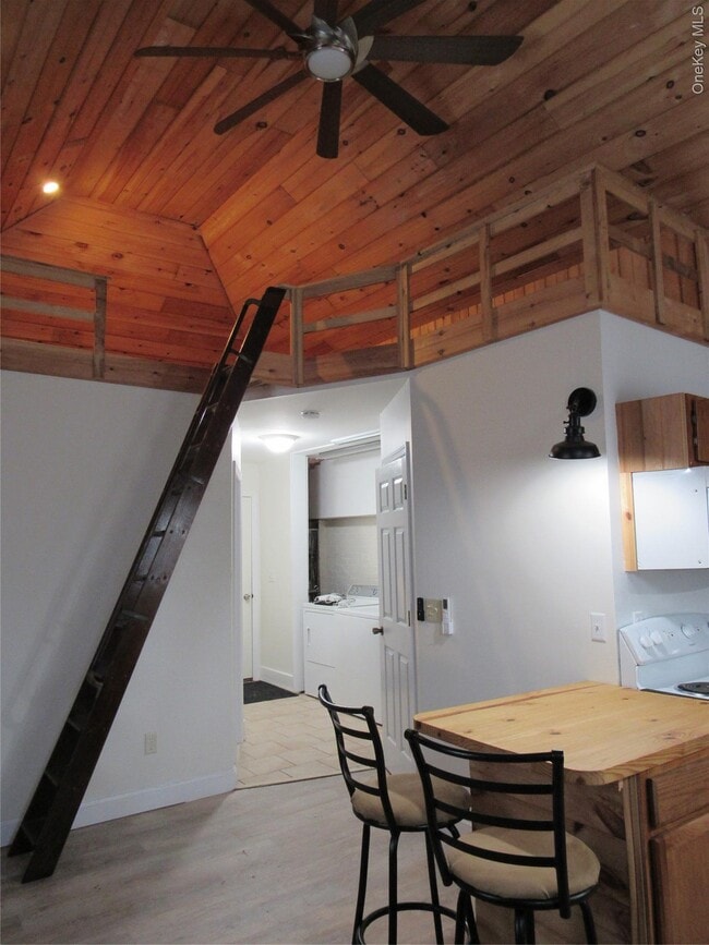 Photo - 76 Webster Ave