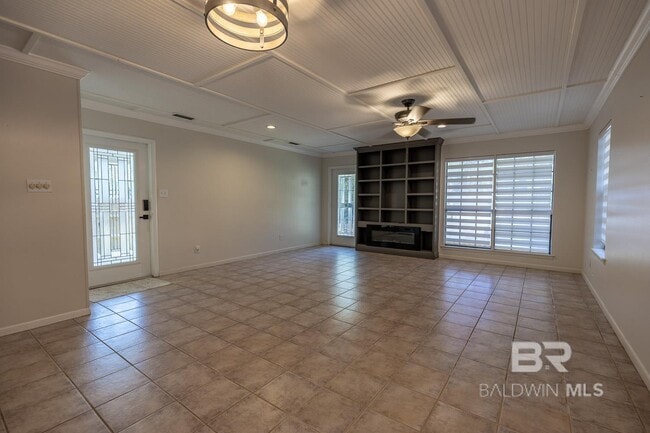 Photo - 558 Bellangee Ave