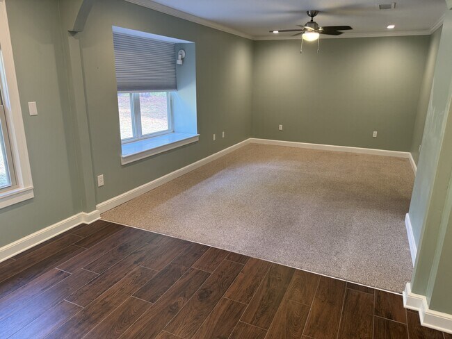 Photo - 234 Wava Ave