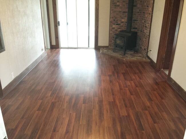 Photo - Country Charm Just Minutes From Town! MOVE IN SPECIAL $400 FIRST MONTH RENT