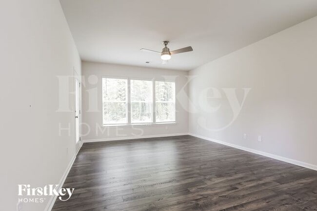 Photo - 477 Yoshino Cherry Dr