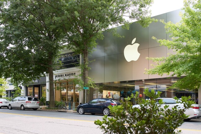 Bethesda Row - Apple Store - Apple