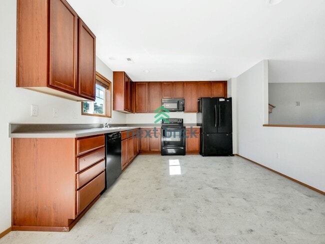 Photo - 4 Bed and 2.5 Bath Single-family Home is A...